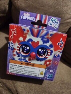 Furby Furblets Patriotic Meri-Kah Interactive Plush Toy 45+ Sounds Electronic
